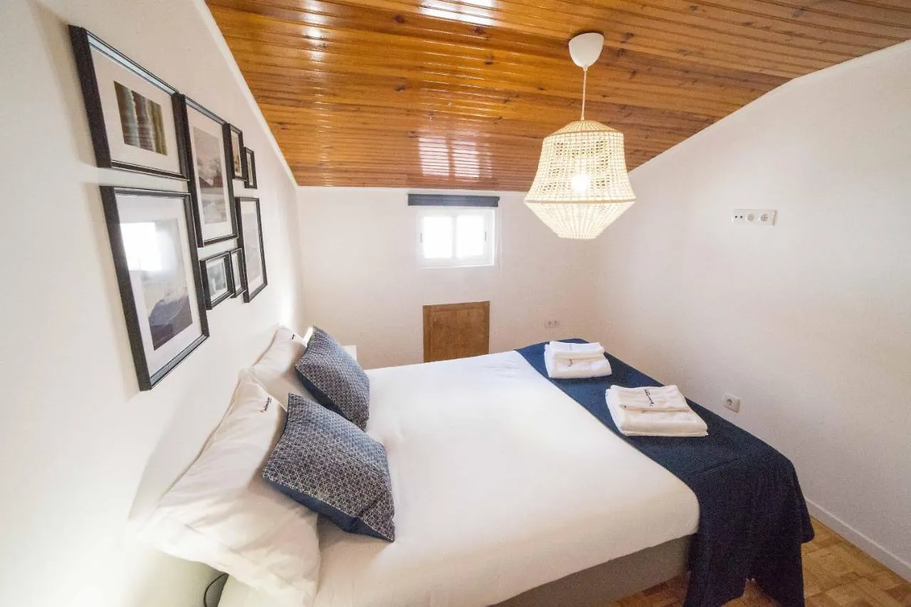 Flh Bairro Alto Charming Apartment Лиссабон